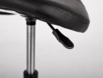 Habys sgabello a sella ergonomico con ruote nero LUMO